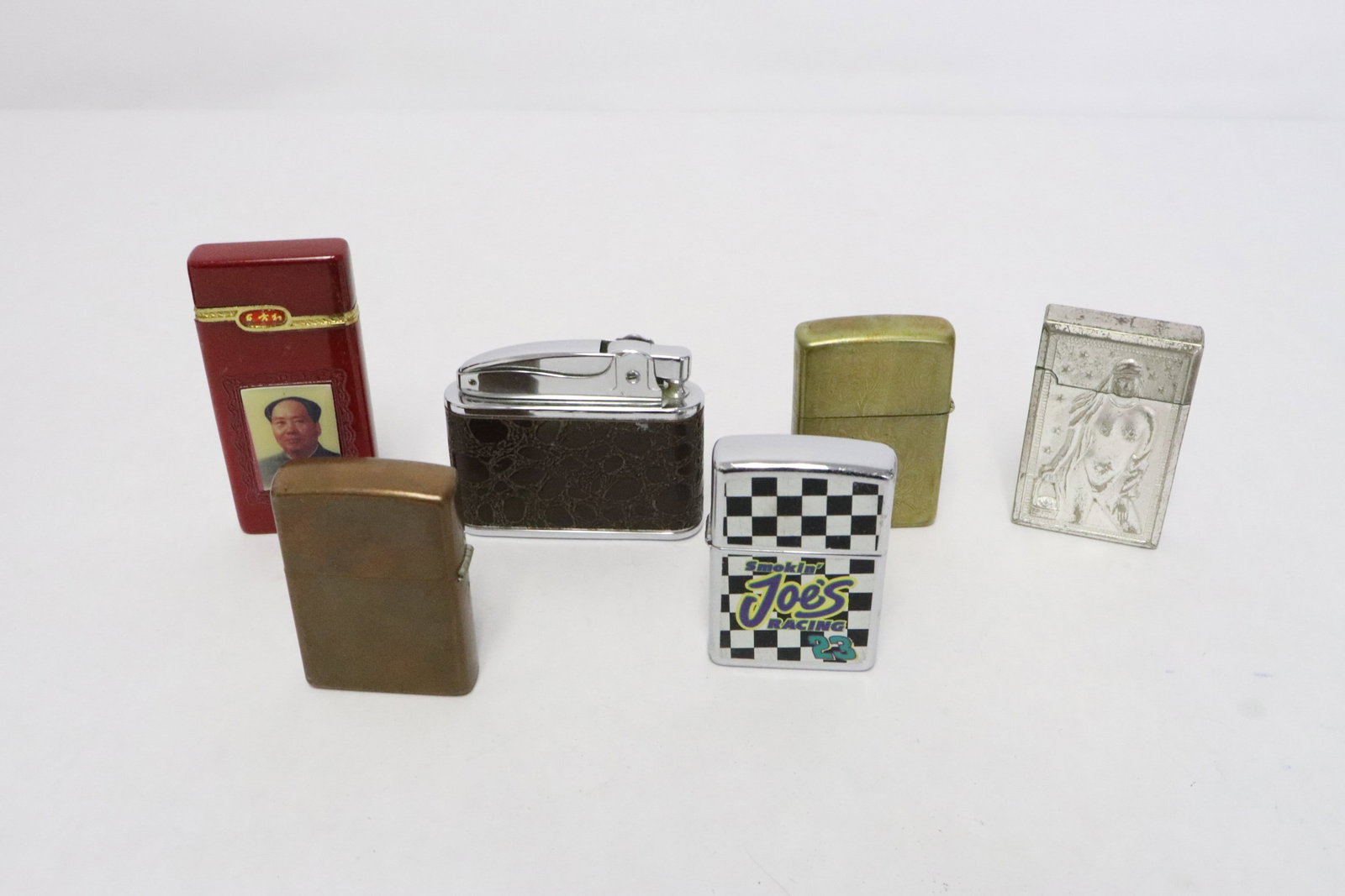 6 vintage lighters; Zippo and other: 6 vintage lighters; Zippo and other