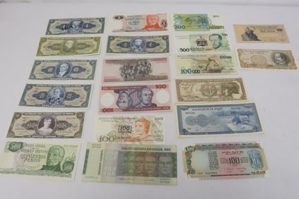 Lot of foreign banknotes