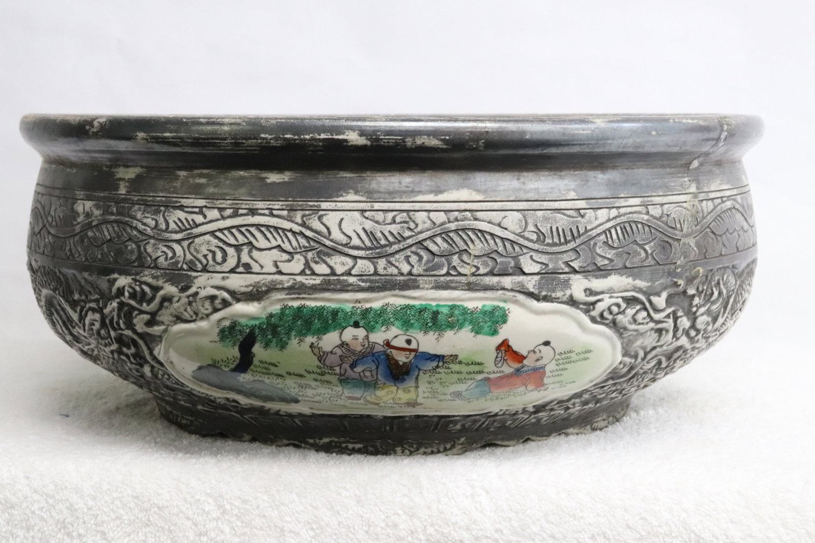 Large wucai porcelain temple censer: Large wucai porcelain temple censer, panel decorated with fairy tale scene, 6.4"x15.5"dia
