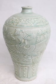 Light green glazed porcelain meiping