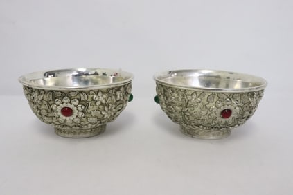 2 white bronze bowls