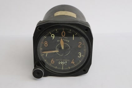 Vintage airplane altitude meter