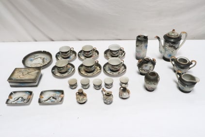 Lot of Japanese satsuma style tea set