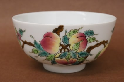 Chinese famille rose porcelain bowl, Guangxu mark