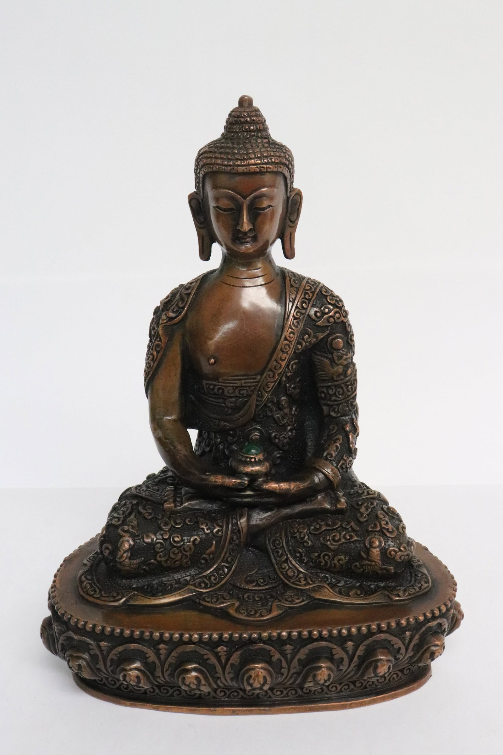 A copper sculpture of deity: A copper sculpture of deity, 8.85"H