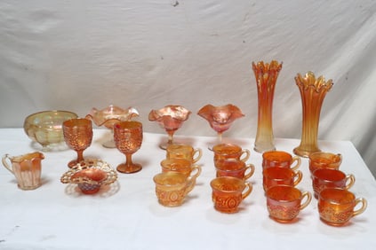 Large lot of carnival glasses