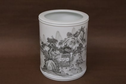 Chinese black and white porcelain brush holder