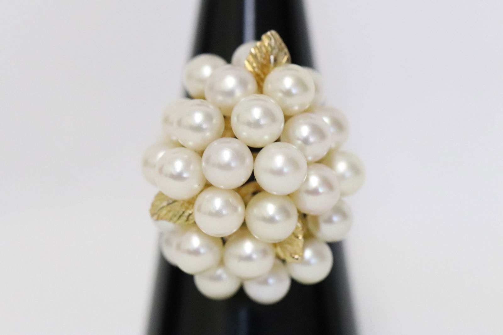 Large 14K Y/G cultured pearl ring (1 of 7)