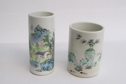 2 Chinese famille rose porcelain brush holders