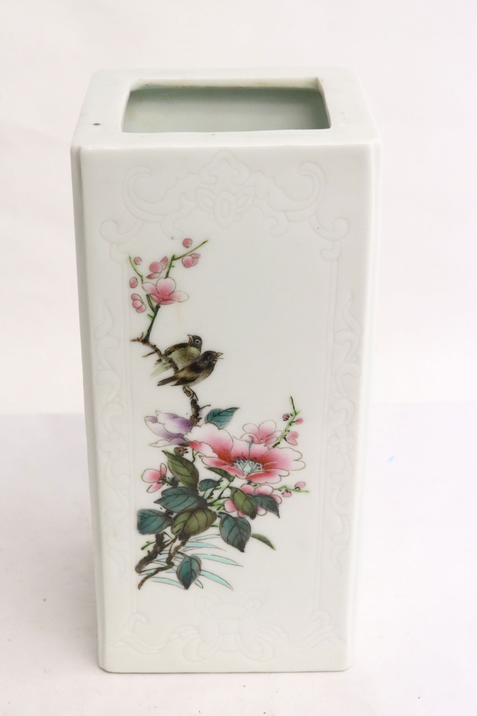 Chinese famille rose porcelain square brush holder (1 of 8)