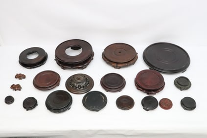 Lot of Chinese wood stands, and a wood cover