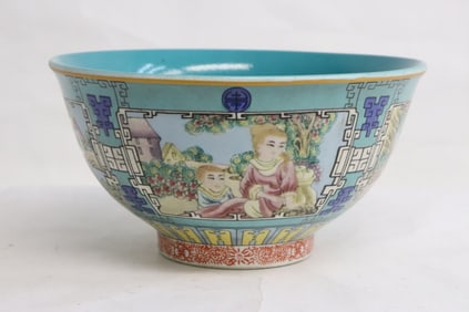 Chinese famille rose porcelain bowl