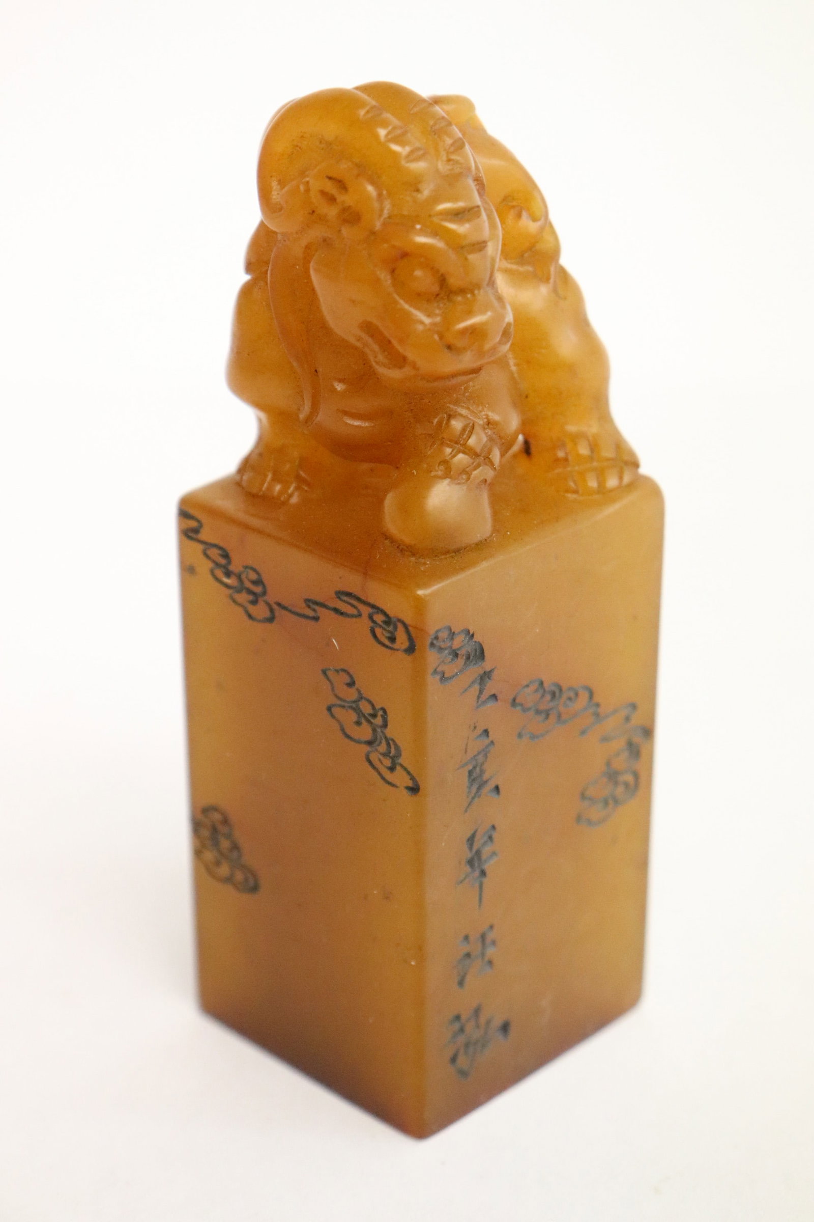 Chinese shoushan stone seal with qilin motif finial: Chinese shoushan stone seal with qilin motif finial, 3.4"x1.25"x1.25"
