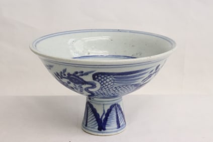 Chinese blue and white porcelain stem bowl