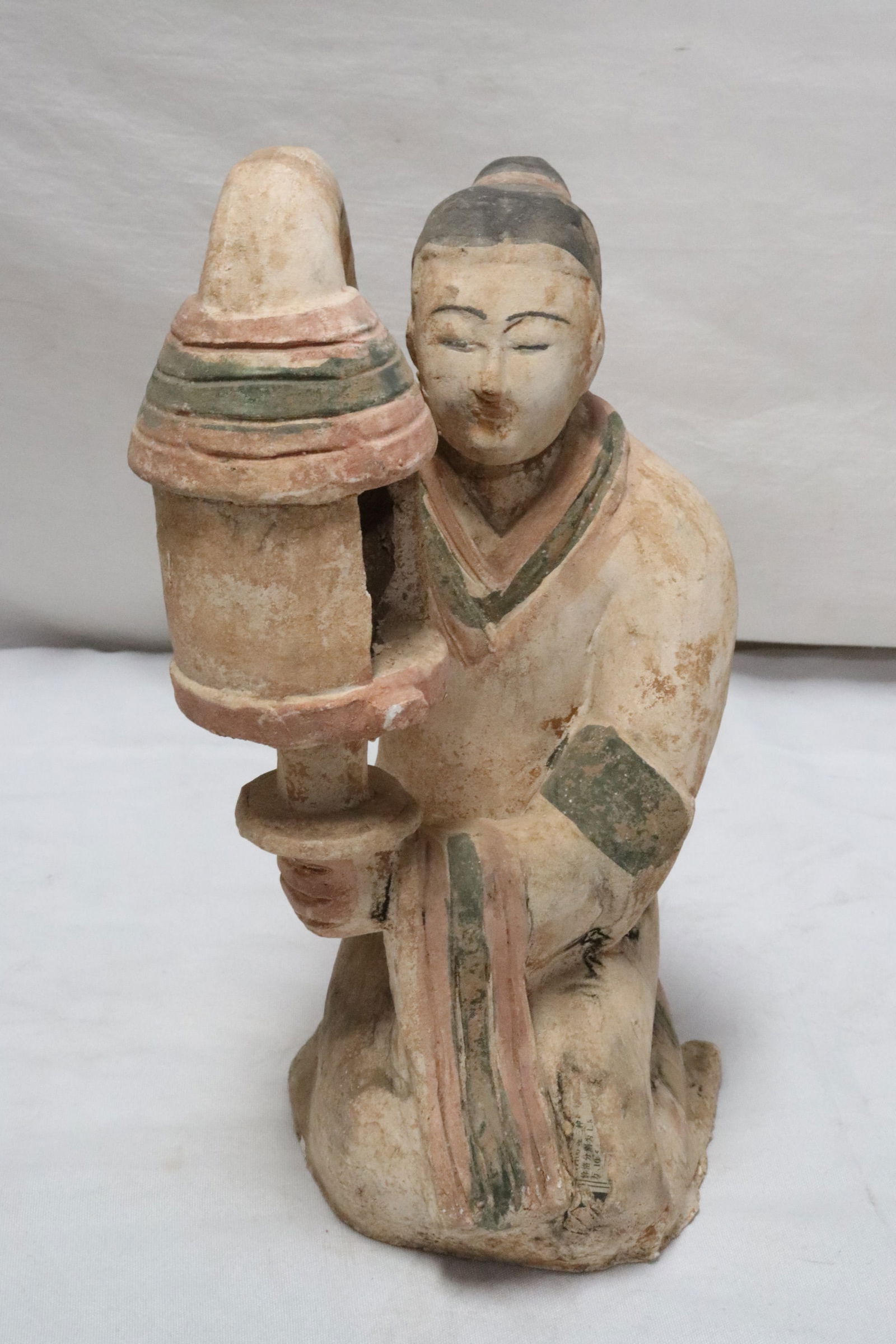 Chinese Han style earthenware sculpture (1 of 5)