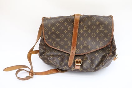 Louis Vuitton style purse