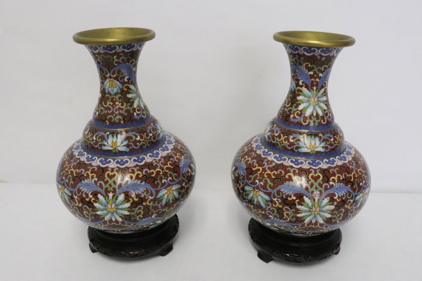 Pair Chinese cloisonne vases with stands (1 of 9)