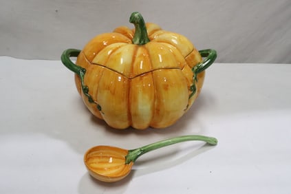 Large covered tureen w/ ladle in the form of pumpkin