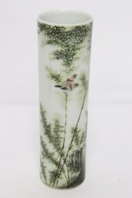 A famille rose porcelain incense holder