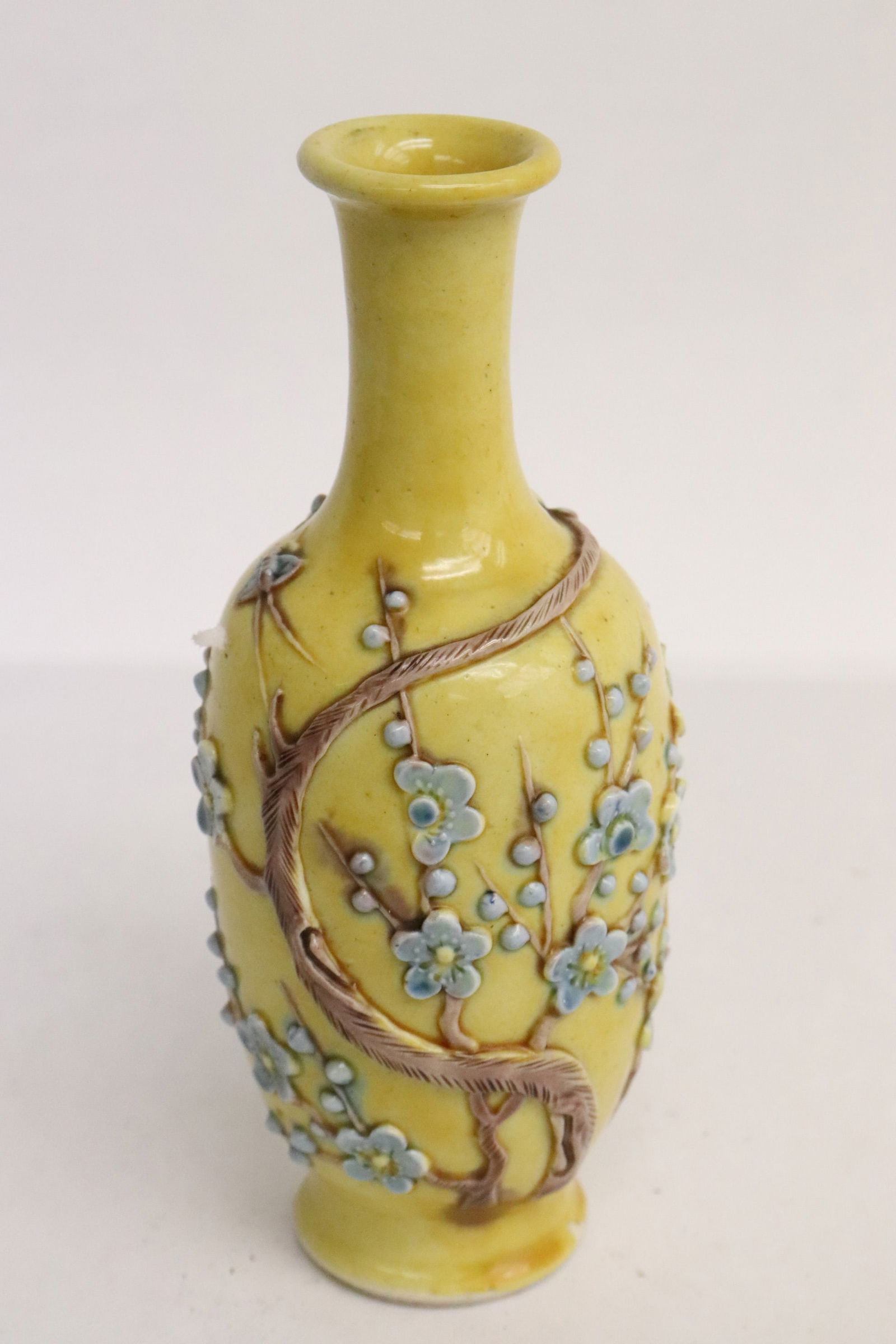 An early 19th c. yellow glazed porcelain vase (1 of 6)