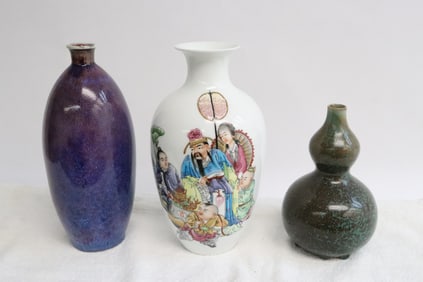 3 porcelain pieces