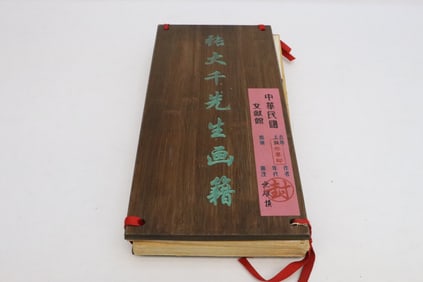 Print portfolio with wood cover