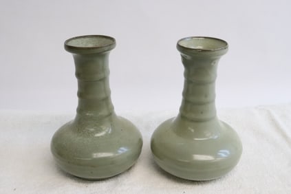 2 Song style vases