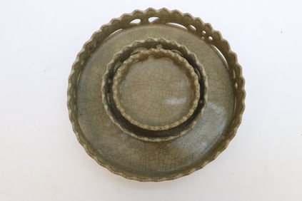 3 crackleware dishes