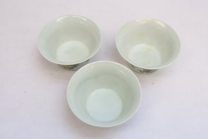 3 wucai porcelain tea bowls