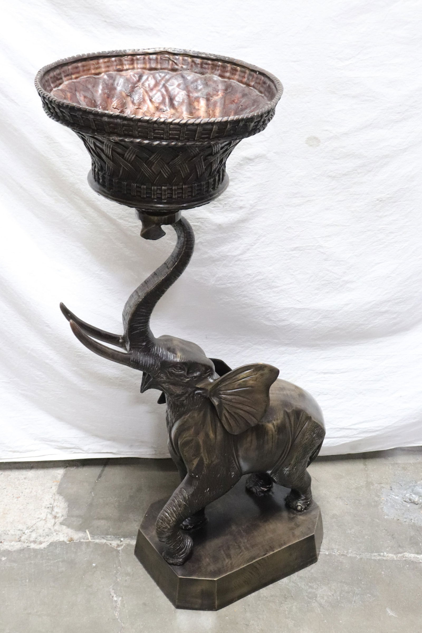 Bronze floor planter with elephant form stand (1 of 11)