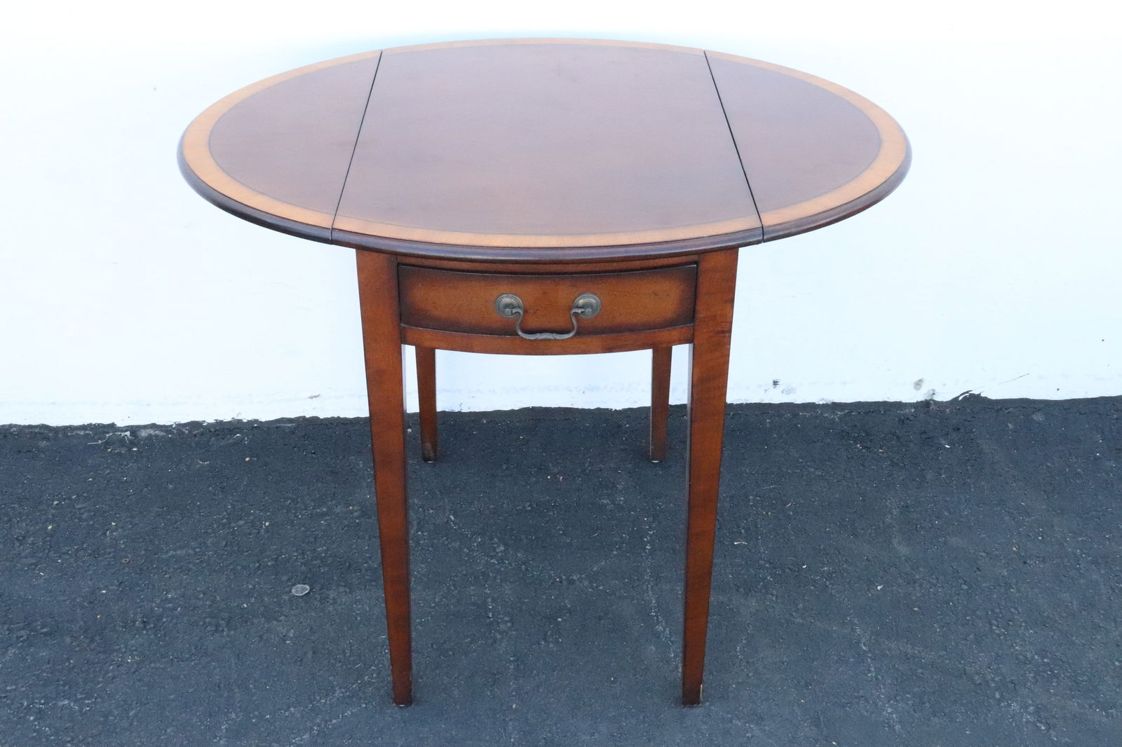 Ethan Allen inlaid pembroke table (1 of 12)