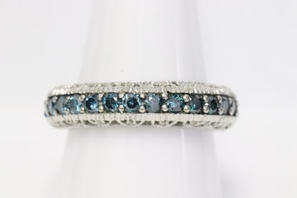 14K W/G ring set w/ green diamonds, with GIA report