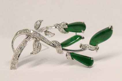 18K W/G jadeite diamond brooch w/ GIA report