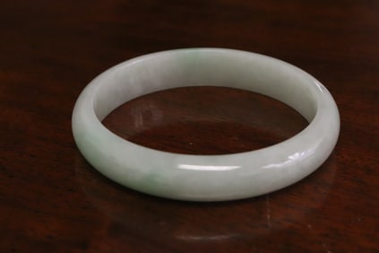 A jadeite bangle w/ GIA report