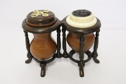 Pair 18th c. gourd cricket box w/ twin stand, Qianlong period