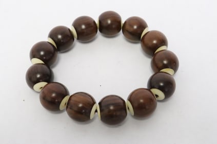 An early 20th c. huanghuali wood bead bracelet