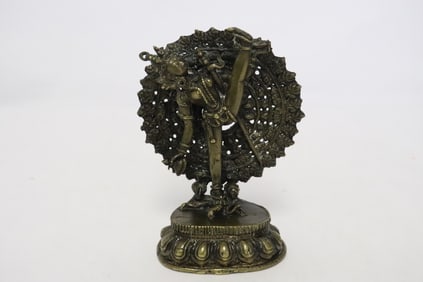 18th/19th century Nepal bronze sculpture of diety