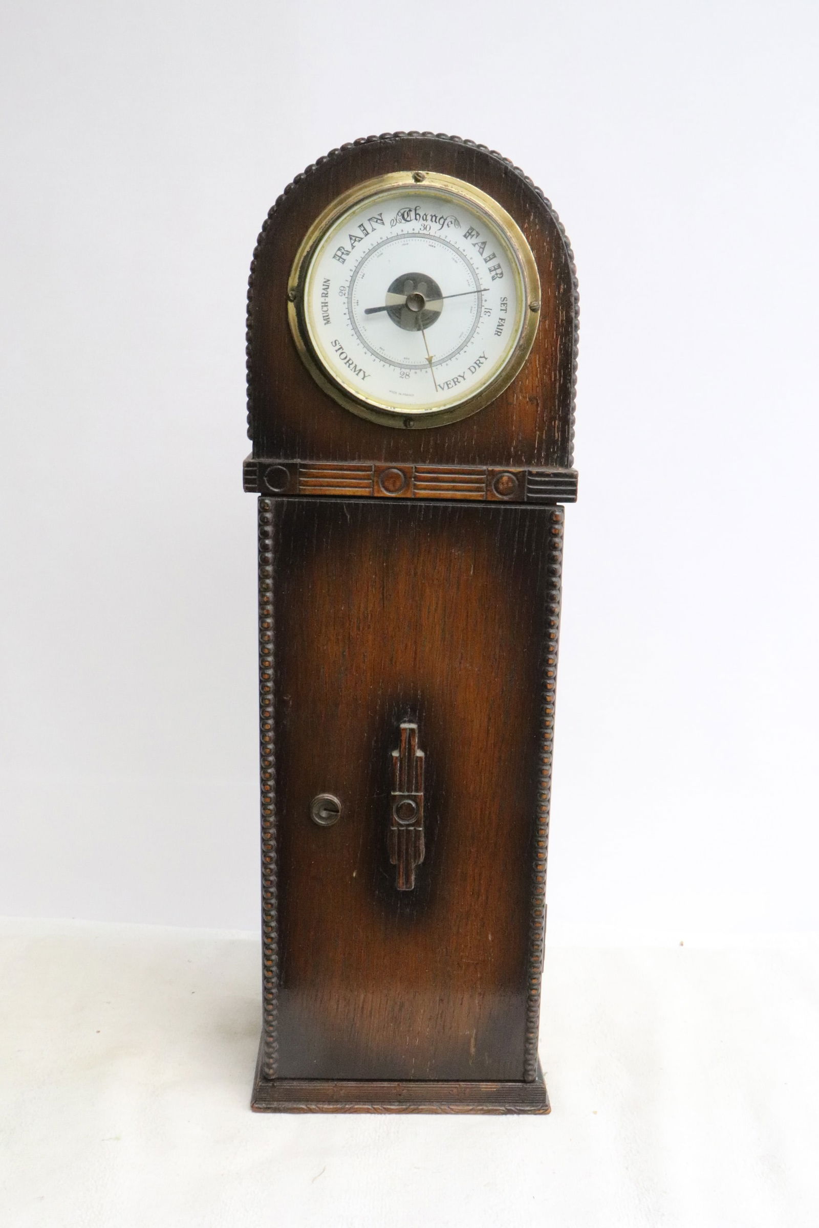 Antique oak cased barometer: Antique oak cased barometer, 19.2"x6.2"x4.6"