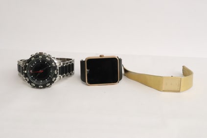 3 watches; one Lassell