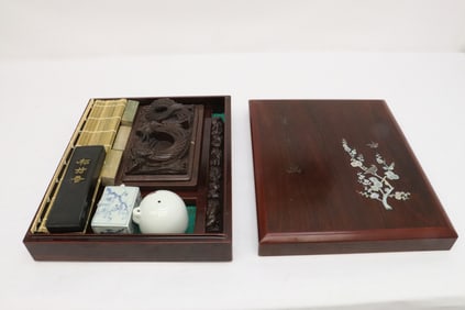 Box of scholar items