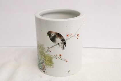 Famille rose porcelain brush holder