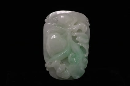Fine jadeite carved ornament