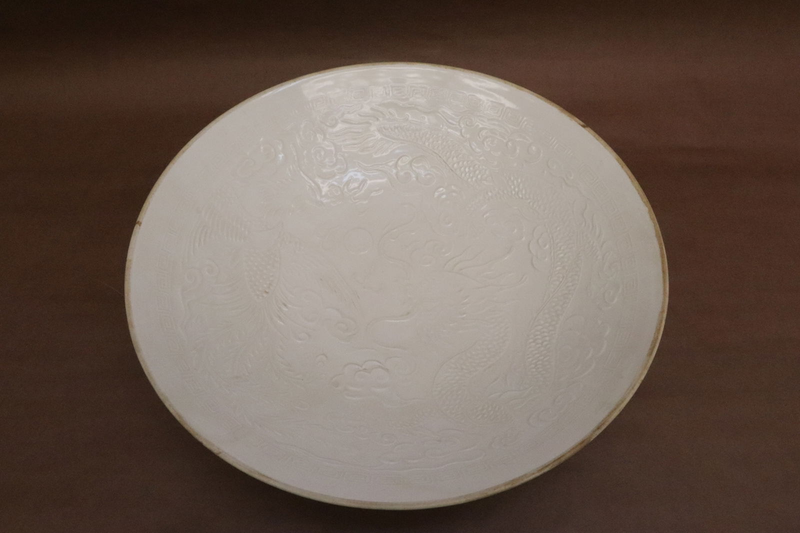 Large white porcelain bowl (1 of 9)