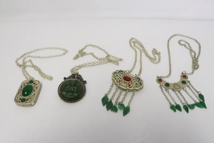 4 Chinese necklaces with stones