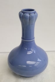 Chinese sky blue porcelain garlic top vase
