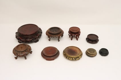 Lot of Chinese wood stands
