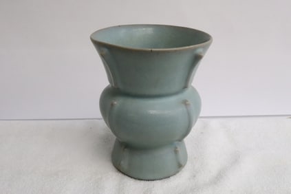 A Song style round vase