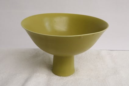 Chinese yellow glazed porcelain stem bowl