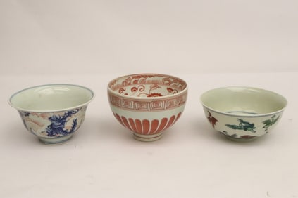 3 Chinese wucai porcelain bowls