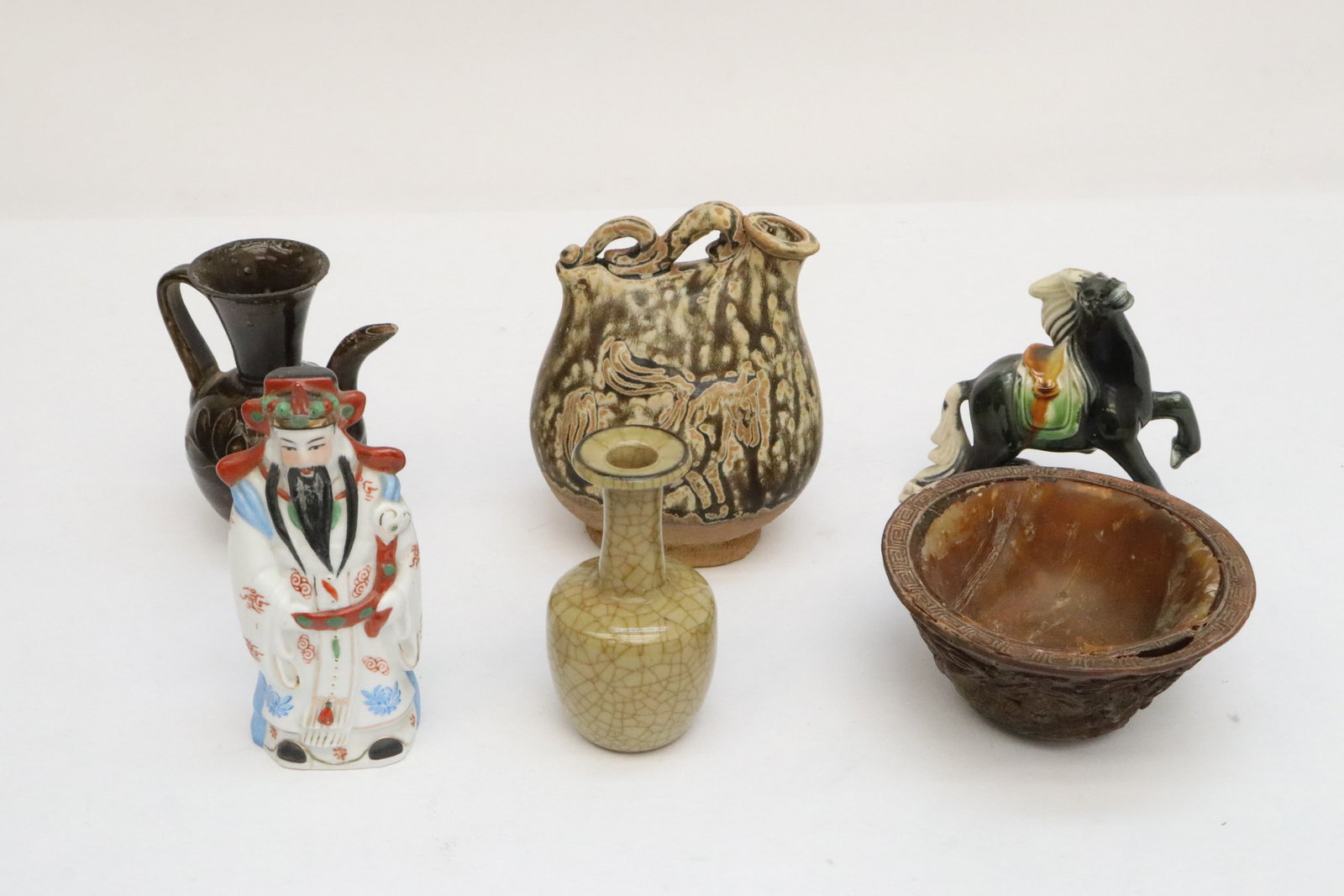 Lot of Asian items: Lot of Asian items, 2.65"x5.4"dia - 6.15"x4.9"x3.9"